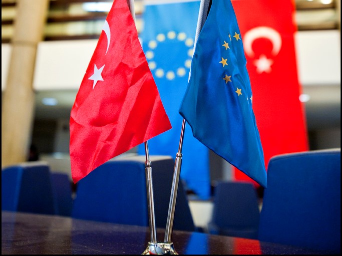 Dossier spécial accord migratoire entre l'Union européenne et la Turquie : quels bilan et enjeux cinq ans après ? - Vues d'Europe