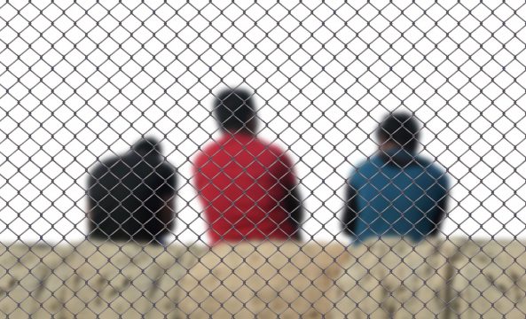 Proposition de règlement Retour pour l’Union européenne : l’éloignement au détriment des droits humains - Vues d'Europe