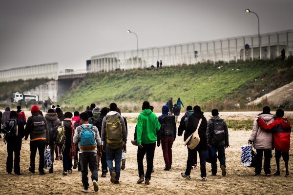 Accords franco-britanniques sur les migrations : du Touquet à Sandhurst, une fuite en avant sécuritaire - Vues d'Europe